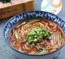 Handmade Spicy and Sour Noodles