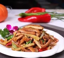 Green Pepper Stir-fried Beef Tripe Rice Bowl