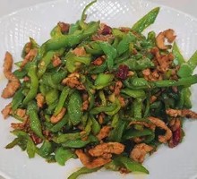 Green Pepper Stir-Fried Pork Shreds