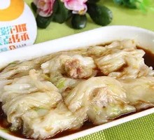 Egg and minced pork rice noodle roll