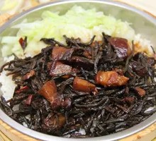 Braised Pork with Dried Beans