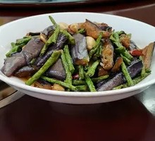 Eggplant and Green Bean Stir-Fry