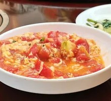 Tomato and Egg Stir-Fry
