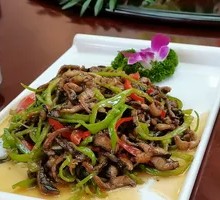 Stir-Fried Eel with Green Pepper