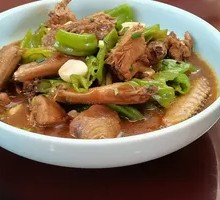 Green Pepper Braised Chicken