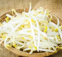 Bean sprouts
