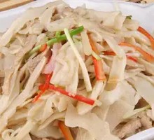 Stir-Fried Chicken Juice Crisp Bamboo Shoots
