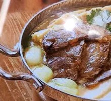 Sauce-Flavored Braised Beef Hot Pot