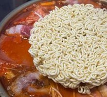 Military-style Hot Pot