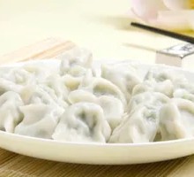 Pork and Water Shield Dumplings