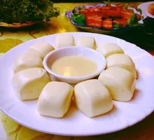 Condensed Milk Steamed Bun
