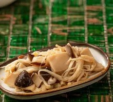 Lion's Mane Mushroom Snail Rice Noodles