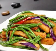 Stir-Fried Green Beans with Eggplant