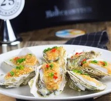 Garlic Steamed Oysters