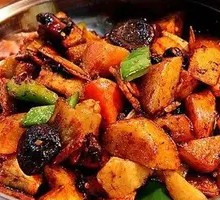 Spicy Potatoes with Beef