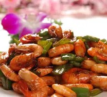 Stir-fried River Shrimp with Green Pepper