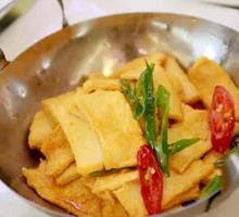 Spicy Pot-Braised Tofu