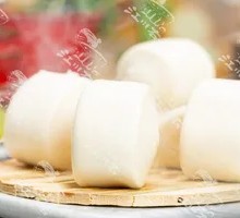 Milk-flavored Steamed Buns