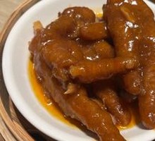 Soy Sauce Steamed Chicken Feet