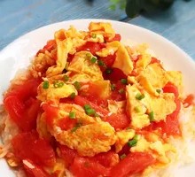 Tomato and Egg Stir-Fry