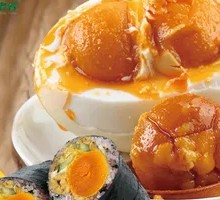 Sea Duck Salted Egg Rice Ball