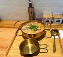 Lingjia Three Fresh Rice Noodles