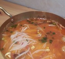 Tomato Meatball Rice Noodles