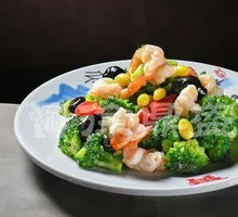 Broccoli and Ginkgo Shrimp Balls