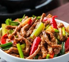 Sauce-Flavored Yellow Beef Rice