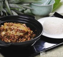 Pickled Pepper Shredded Pork Hot Pot Rice
