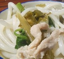 Sour Cabbage and Pork Noodles