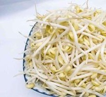 Bean sprouts