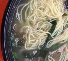 Sour Cabbage and Pork Noodles