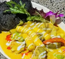 Curry Beef Shank with Rice Cake