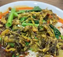 Pickled Vegetable Noodles (2 Liang)