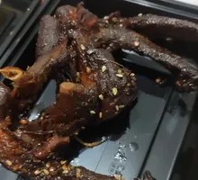 Honey-glazed Duck Frame
