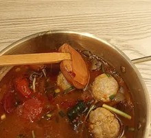 Tomato and Pork Meatball Rice Noodles