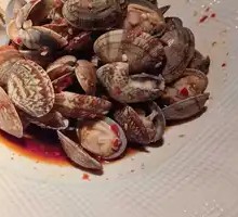 Spicy Chilled Clams