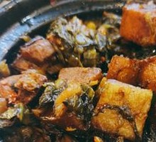 Sour Cabbage Braised Pork