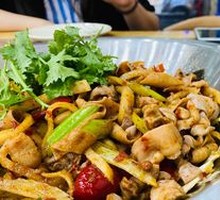 Qianjiang Chicken Offal Hot Pot