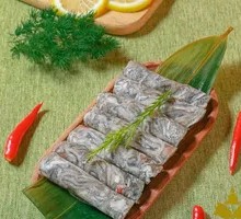 Tender Black Chicken Rolls