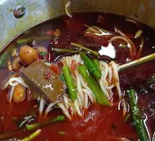 Pickled Chili Duck Feet Noodles