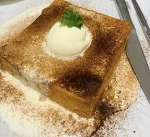 Colorful Oatmeal Custard Bun