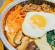 Beef Stone Pot Rice Bowl