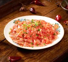 Tomato and Tender Pork Slices