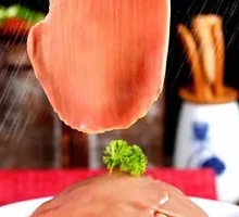 Sliced Pork Kidney with Big Knife