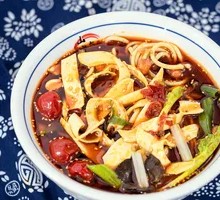 Spicy Pickled Pepper Beef Noodle Soup