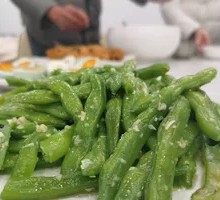 Garlic Stir-Fried Green Beans