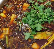 Boiled Eel in Spicy Sauce