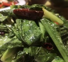 Stir-Fried Lettuce Leaves